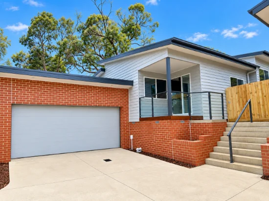 2/12 Gardner Parade, Mount Evelyn, Vic 3796 - For Rent