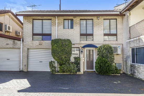 2/13 Lockhart Street, Como, WA 6152