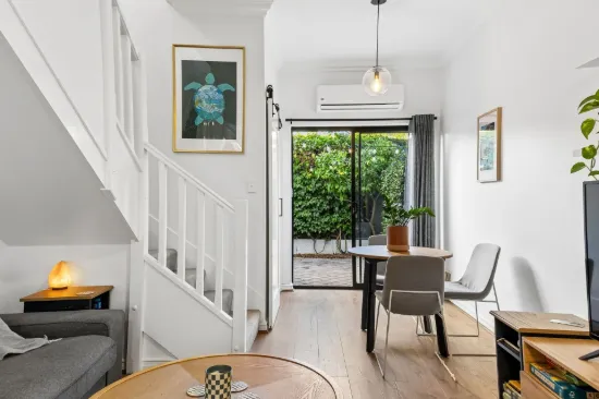 2/137 Roberts Road, Subiaco, WA 6008