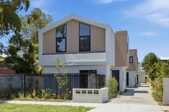 2/14 Elizabeth Street, Mentone, Vic 3194