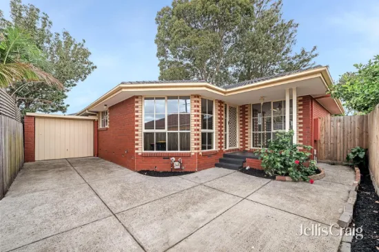 2/152 Warrigal Road, Mentone, Vic 3194