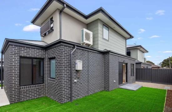 2/16 Josephine Grove, Preston, Vic 3072