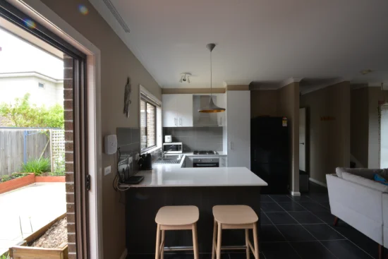 2/163 View Street, Glenroy, Vic 3046
