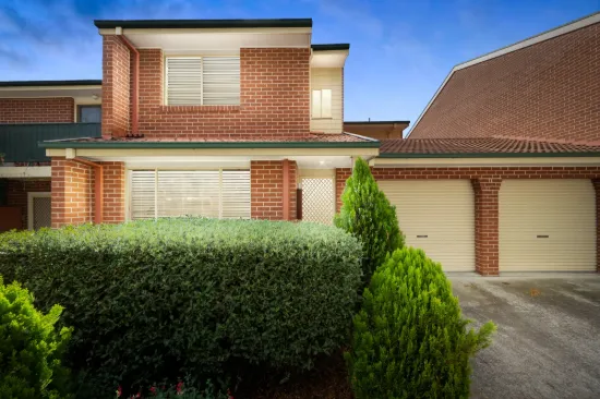 2/174 Clive Steele Avenue, Monash, ACT 2904