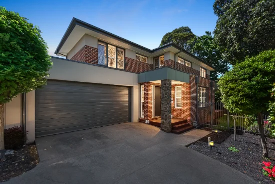 2/18 Larch Crescent, Mount Waverley, Vic 3149 - For Sale