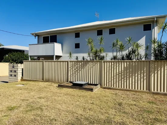 2/19 OXLEY Drive, Moranbah, Qld 4744