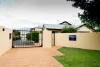 2/2 Chilcote Street, Mount Lofty, Qld 4350-Image