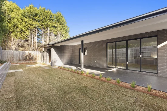 2/2 Kirtain Drive, Croydon, Vic 3136
