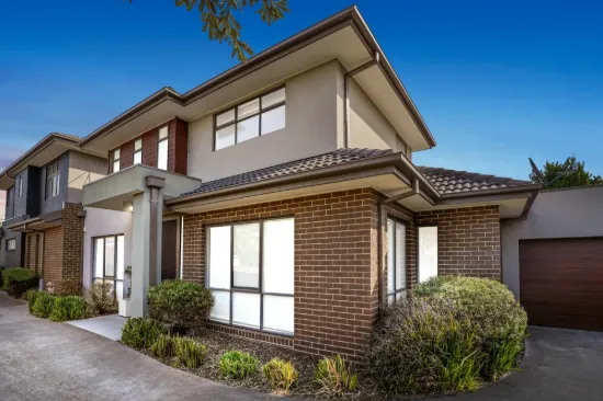 2/2 Roland Avenue, Strathmore, Vic 3041