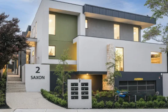 2/2 Saxon Street, Doncaster, Vic 3108 - For Rent