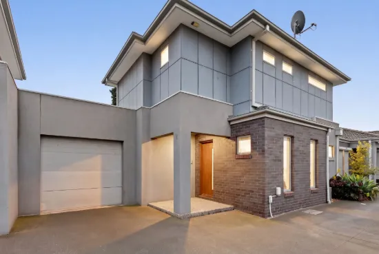 2/20 Stenhouse Avenue, Brooklyn VIC 3012-Image