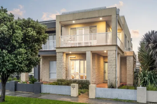 2/209-211 The Esplanade, Torquay, Vic 3228