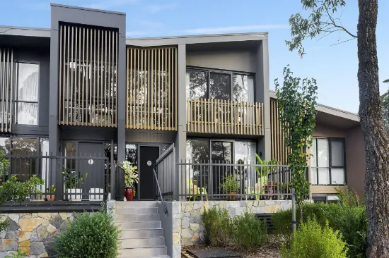 2/22 Boronia Grove, Heathcote, NSW 2233
