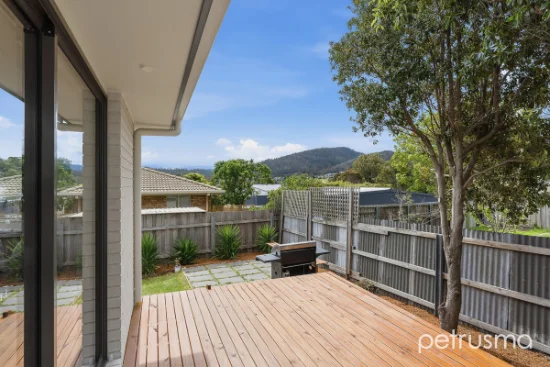 2/24 La Perouse Street, Warrane, Tas 7018