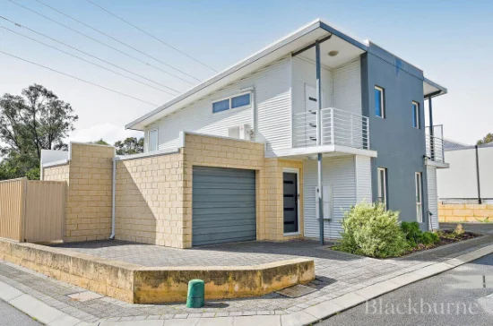 2/25 Southwell Crescent, Hamilton Hill, WA 6163