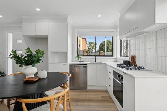2/255 Sandgate Road, Shortland, NSW 2307