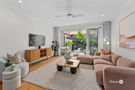 2/27 Forbes Street, Hawthorne, Qld 4171