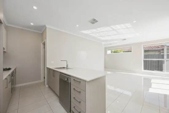 2/273 Marion Rd, North Plympton, SA 5037