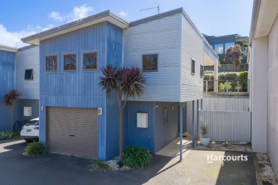 2/2A Lyndara Drive, Penguin, Tas 7316