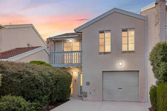 2/3 Barrington Crescent, Amaroo, ACT 2914
