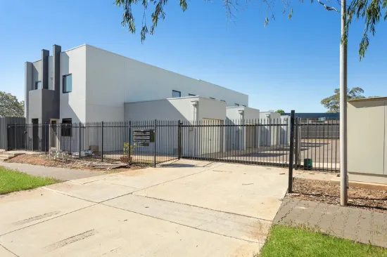 2/3 Campbell Road, Elizabeth Downs, SA 5113