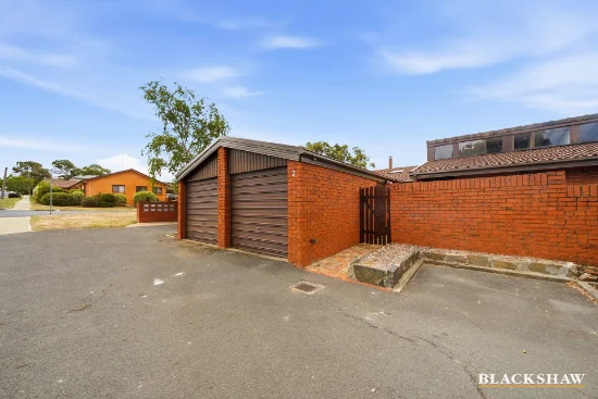 2/3 Hakea Street, Queanbeyan, NSW 2620