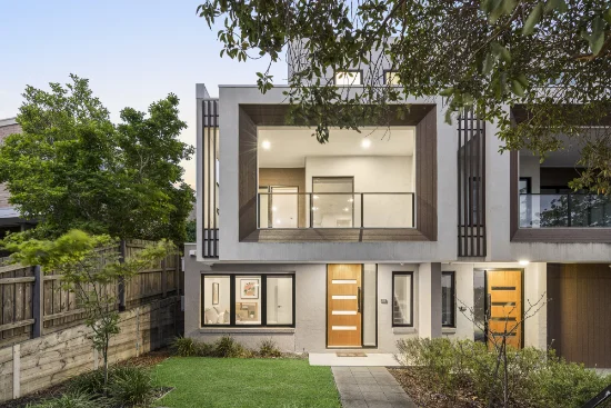 2/3 Hanke Road, Doncaster, Vic 3108