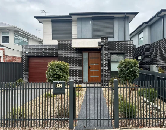 2/3 Hazel Grove, Pascoe Vale, Vic 3044
