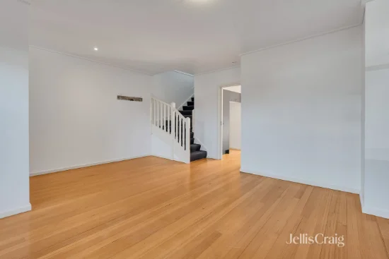 2/30 Grantham Street, Brunswick West, Vic 3055