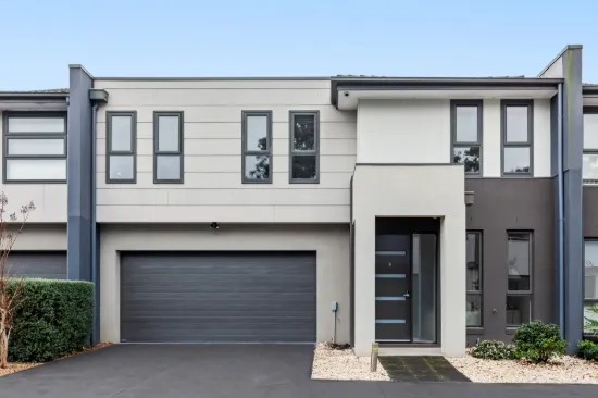 2/31 Orlando Crescent, Keysborough, Vic 3173