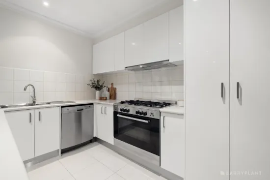 2/318 Maroondah Highway, Ringwood, Vic 3134-Image