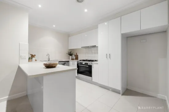 2/318 Maroondah Highway, Ringwood, Vic 3134-Image