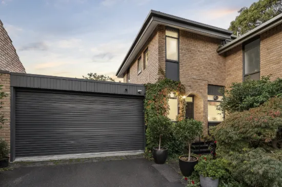 2/32 Walmer Street, Kew, Vic 3101