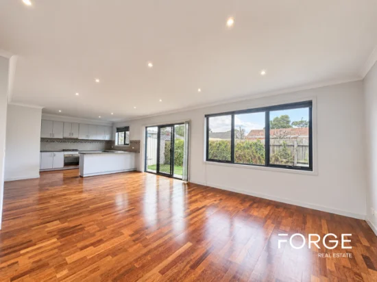 2/34 Curtin Street, Maidstone, Vic 3012
