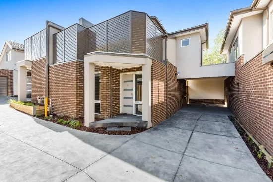 2/34 Silverton Drive, Ferntree Gully VIC 3156-Image