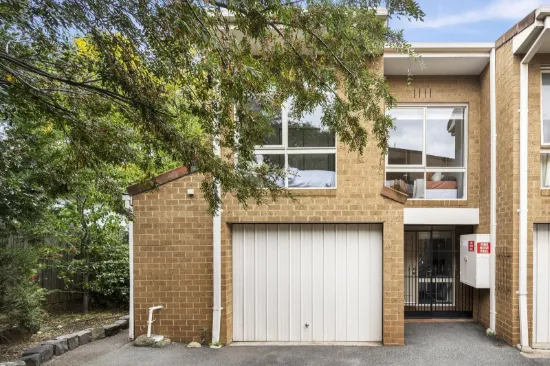 2/37 Farnham Street, Flemington, Vic 3031