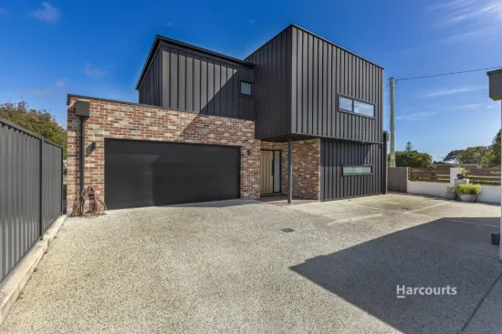 2/4 Arnold Street, Penguin, Tas 7316