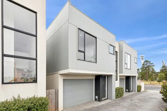 2/430 Latrobe Terrace, Newtown, Vic 3220