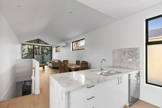 2/44 Conifer Avenue, Brooklyn VIC 3012-Image