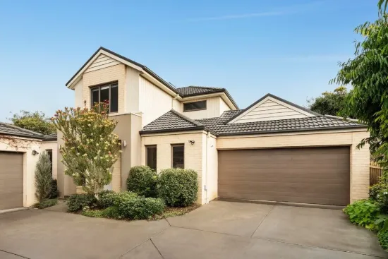 2/45 Hartwood Street, Kew East, Vic 3102