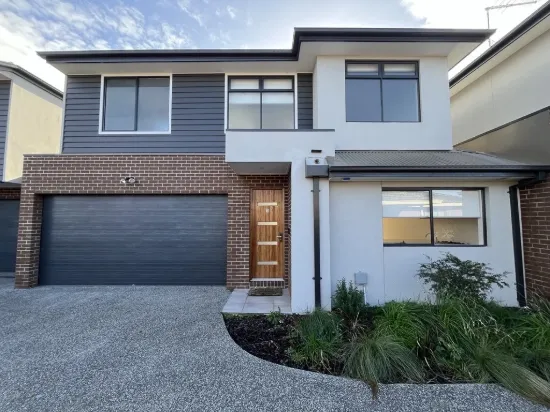 2/5 Eumarella Street, Tullamarine, Vic 3043