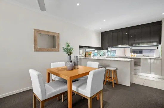 2/5036 Emerald Island Drive, Carrara, Qld 4211-Image
