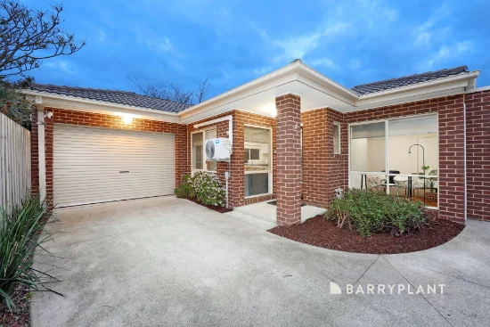2/52 Frudal Crescent, Knoxfield, Vic 3180