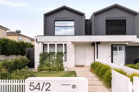 2/54 Austin Crescent, Pascoe Vale, Vic 3044