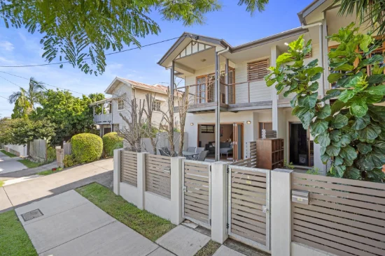 2/56 Real Street, Annerley QLD 4103 - For Rent