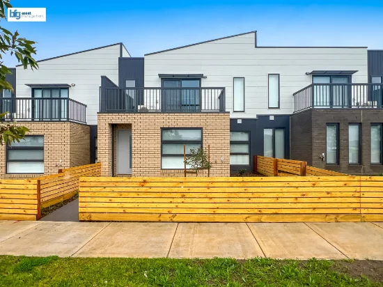 2/57 Medallion Boulevard, Tarneit, Vic 3029