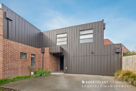 2/57 Summit Drive, Bulleen, Vic 3105