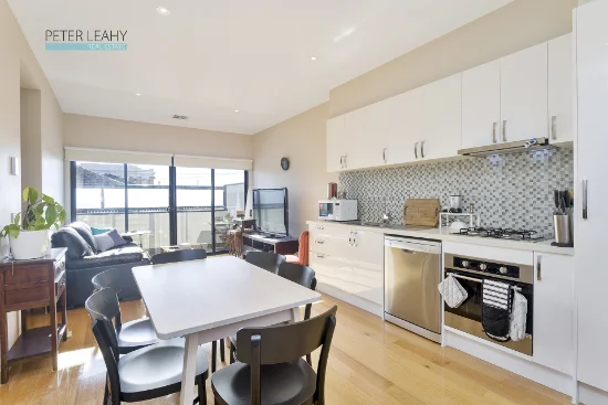 2/584 Plenty Road, Preston, Vic 3072-Image