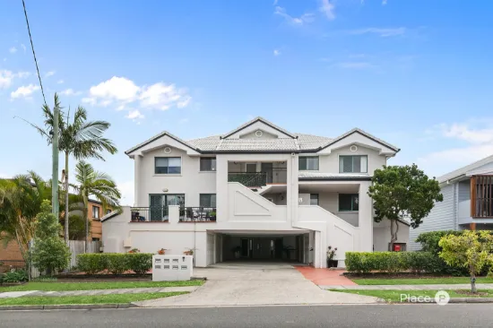 2/71 Miles Street, Hawthorne, Qld 4171