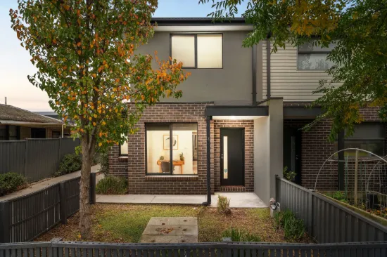 2/9 Kenneth Street, Braybrook VIC 3019-Image